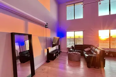 Image de Penthouse Loft in the Heart of Downtown Phoenix