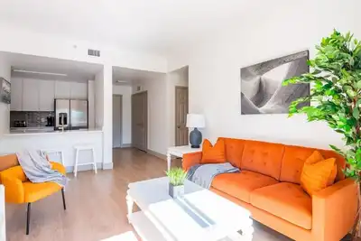 Image de 3br Premium Downtown Apartment with Office & Gym