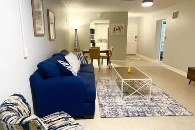 Image de Newly Renovated Pet Friendly 2br Cozy Apartment