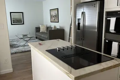 Image de Quaint newly remodeled home in Old Town