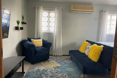 Image de Oasis@Oaklands: Centrally Located Kingston 1bed Apt