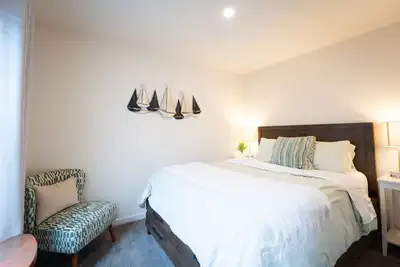 Image de Comfortable 2-Bedroom Slo bungalow house