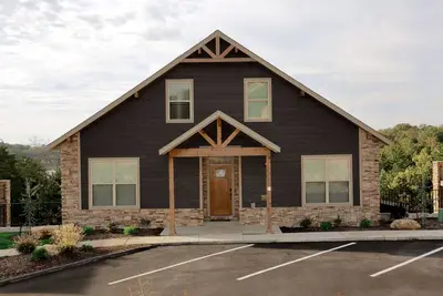 #12 - Main Level (Antlers Resort 3 Bedroom)