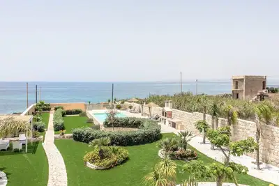 Image de Gorgeous home in Pachino