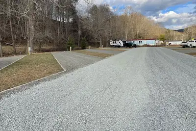 Image de Creekside Rv Site A1 * Full Hookup