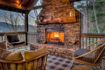 Image de Seven Turns to Sunrise - Panoramic Views | Ev Charger | Hot Tub