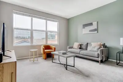 Image de Classic Sunnyvale 1br w/ Gym, Pool & W/D, nr highways, by Blueground