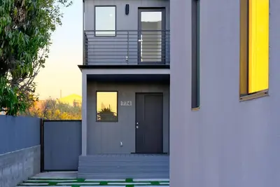 Image de New Luxury Home with Dtla Views - Ideal for Groups