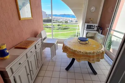 Image de T3 avec Piscine - Tennis - Parking - À 200m des plages/commerces
