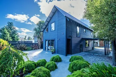 Image de Little Black Chalet Methven