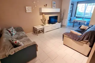 Image de Appartement Rénové T3: Parking, Wi-Fi, Piscine, Tennis, à 150 m de la Plage et Commerces