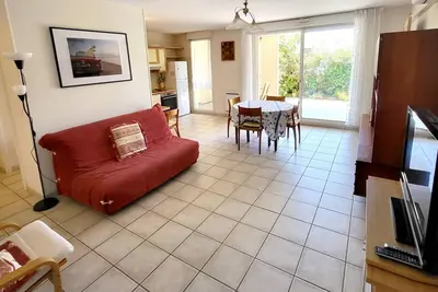 Image de T3 climatisé avec jardin, parking privé, à 400m de la plage et commerces