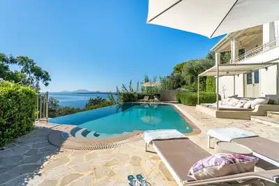 Image de Villa \"Armonia\" avec vue sur la mer, piscine & Wi-Fi