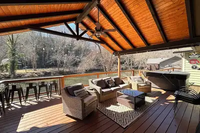 Tuckasegee River House