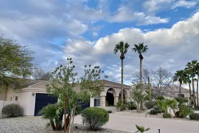Image de \"10 10s for beautiful Scottsdale home. \"