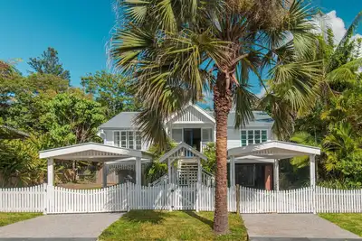 Image de Charming Queenslander with Pool – Perfect Family or Friends Getaway in Cairns