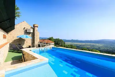 Image de Ivana - Deux Chambres Villa, Couchages 4