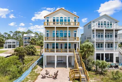 Image de Memory Maker: 4 Br Beachfront in Sjb- Sleeps 18, Pet Friendly!