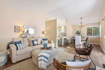 Image de Pristine Santa Cruz Beach House