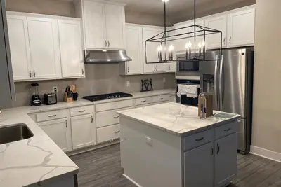 Image de New gated community Sleeps 6 - 3Bed/2 bath - Near Disney