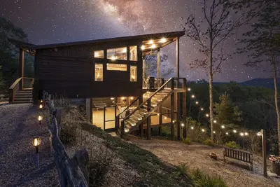 Image de Gorgeous Modern Cabin w/ Best Mountain Views in Blue Ridge! Hot Tub! Relaxation!