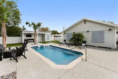 Image de Main Street Pool and Hot Tub Oasis Bsl 039