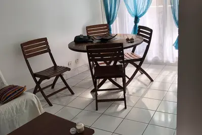 Image de Logement de vacances F2 à 5 minutes à pieds de la plage de boucan