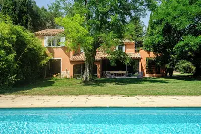 Image de Mas Provençal 10ha - Charming Countryside Villa with Pool, Tennis court & horses