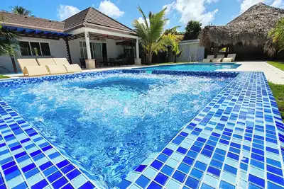 Sosua 9br Lux Glam Villa + Free Bonus