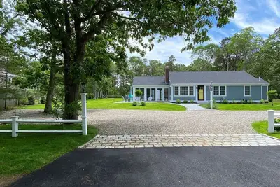Image de Absolute Gorgeous 6 Br Home w/3-Min Walk to Beach!