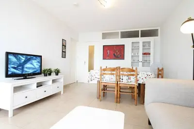 Image de Appartement T3 à Balaruc-les-Bains avec WiFi et vue sur l'étang de Thau