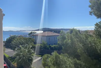 Image de T1 Mezzanine Climatisé avec Parking et Wifi à Balaruc-les-Bains