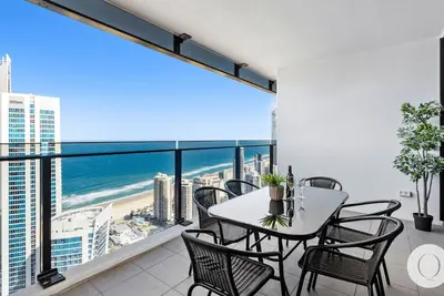 Image de Circle on Cavill - 3 Bedroom Ocean