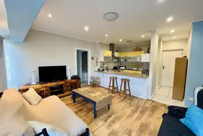Image de Cozy 2 bedroom apartment just 200m from the main beach in Strand