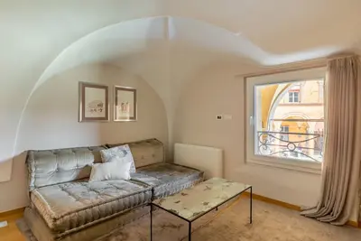 Image de Santo Stefano 13 - Elegant four-room apartment