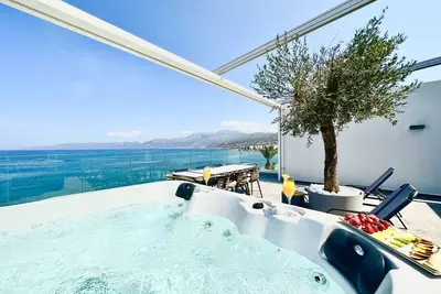 Image de Skipper Beachfront Suites