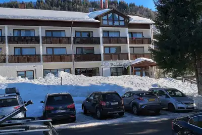 Image de Hiking bliss with mountain views, indoor pool and balcony