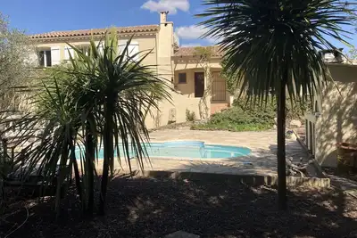 Image de Belle villa au calme, sans vis à vis à 10 min de Nîmes!