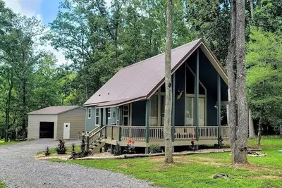 Image de Fish Fry Cabin with Dock on Watts Bar Lake