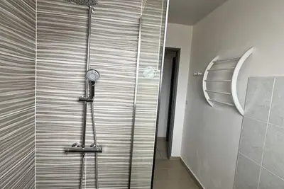 Image de In the South/West region of the island; labeled apartment