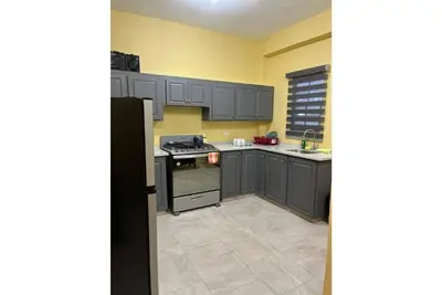 Image de Cozy two (2) bedrooms townhouse
