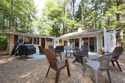 Image de Renovated Home Walk to Beach on Lake Winnipesaukee