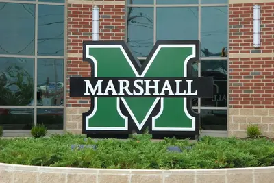 Image de \"Stay Steps from Marshall - Your Home in Huntington! \"