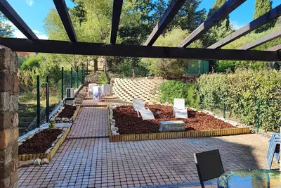Image de Loft Neuf avec Jardin, centre ville, plage 150m