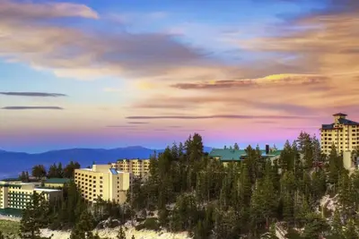 Image de Two Bedroom Condo at Ridge Tahoe Resort w/ easy access to Heavenly Ski Resort