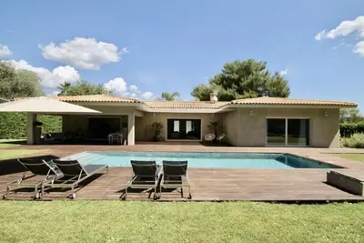 Image de Villa contemporaine Mougins au calme sans vis à vis