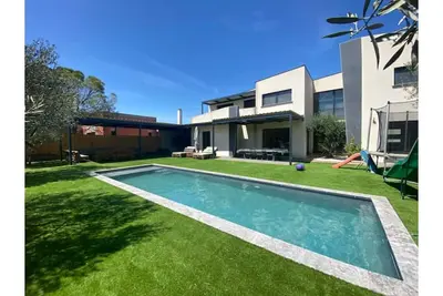 Image de Villa avec piscine a Narbonne