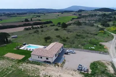 Image de Villa située dans un charmant petit village entre Narbonne et Carcassonne.