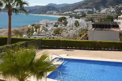 Fantastique appartement  pour 4  dans un complexe résidentiel en front de mer