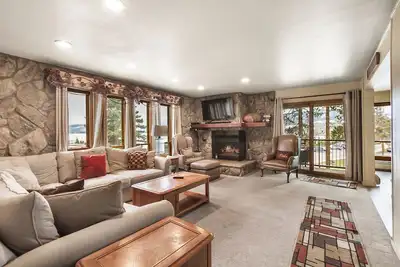 Image de 2 Bedroom Condo in Dillon!